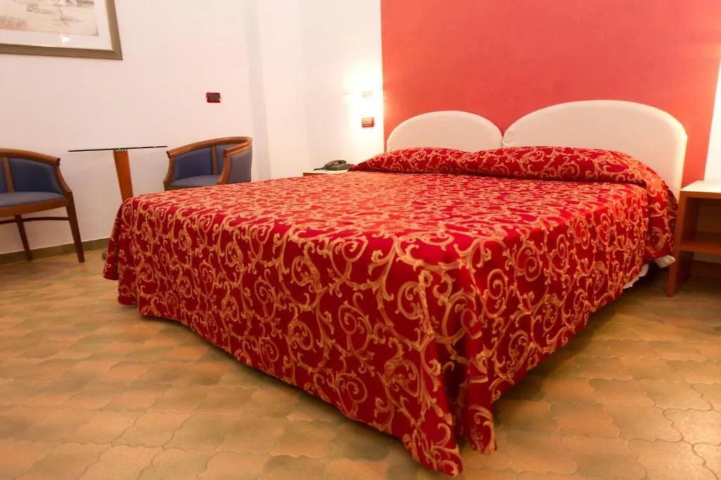 Ermitage Hotel Bellaria-Igea Marina 4*,